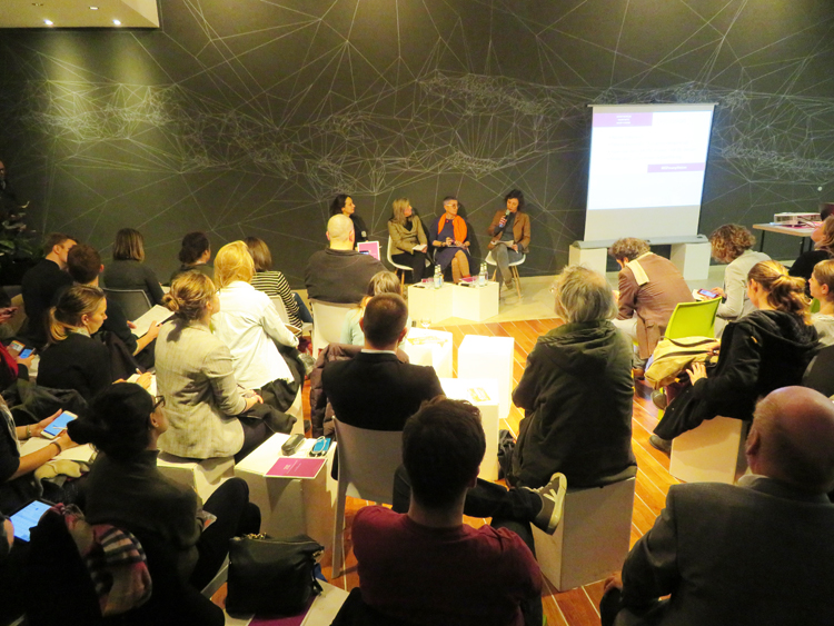 "Many Worlds. Many Nets. Many Visions" gathering held during IGF 2019 at HIIG